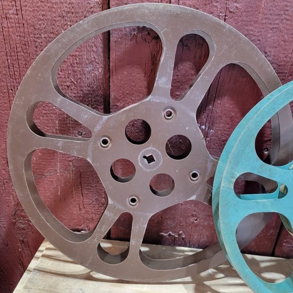 Pair Of Vintage Metal Film Reels 12 1/4" & 10 1/2" - Picture 5 of 6